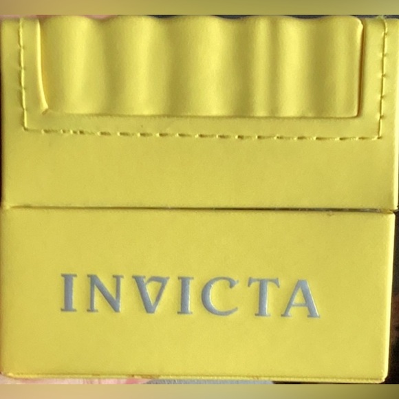 PreOwned  Vintage Antique Citizen Titanium Quartz With Invicta Original Box . - Picture 10 of 11